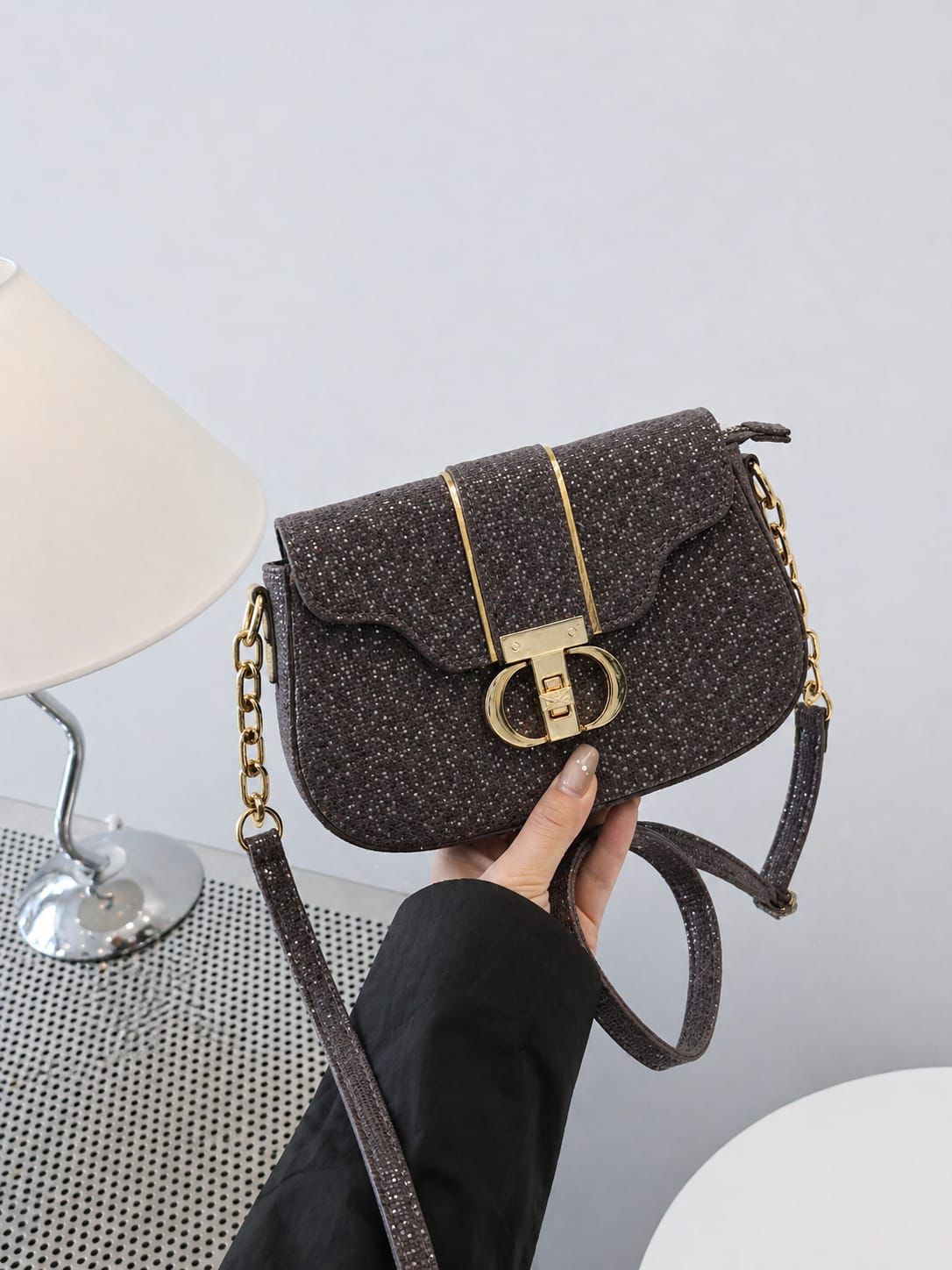 Luxury Textured Crossbody Bag with Signature Designer Clasp & Chain-Link Strap