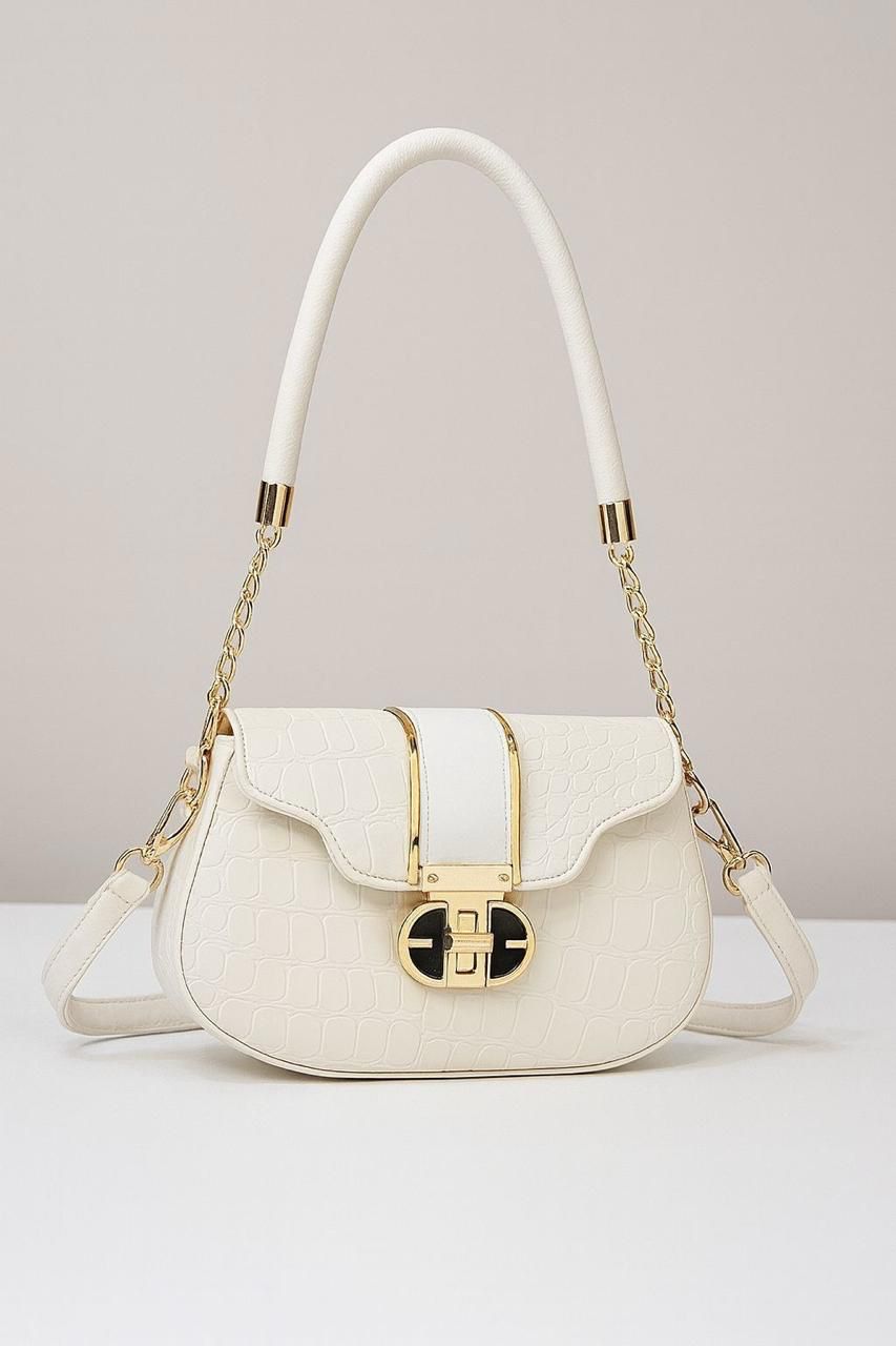 Luxury Textured Crossbody Bag with Signature Designer Clasp & Chain-Link Strap